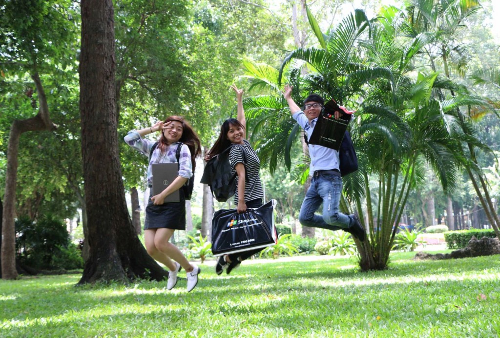 tra-gop-khong-lai-suat-danh-cho-tat-ca-san-pham-tai-fpt-shop-1