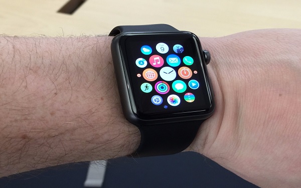apple-watch-fpthue