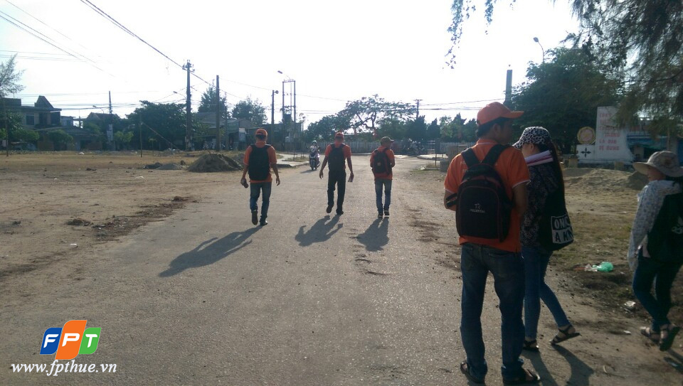 FPT Huế ra quân bán hàng