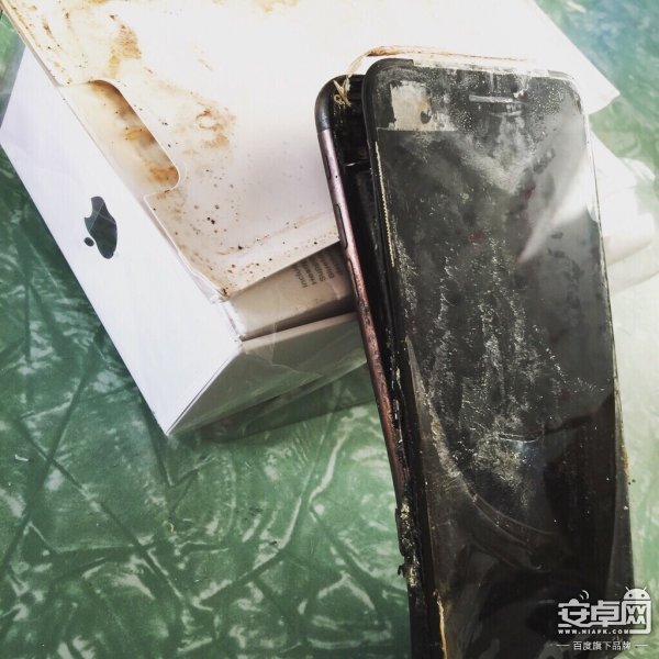 Hết Galaxy Note 7, bây giờ đến iPhone 7 cũng vừa phát nổ!